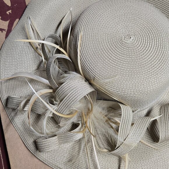 Derby Hat - Picture 2 of 4